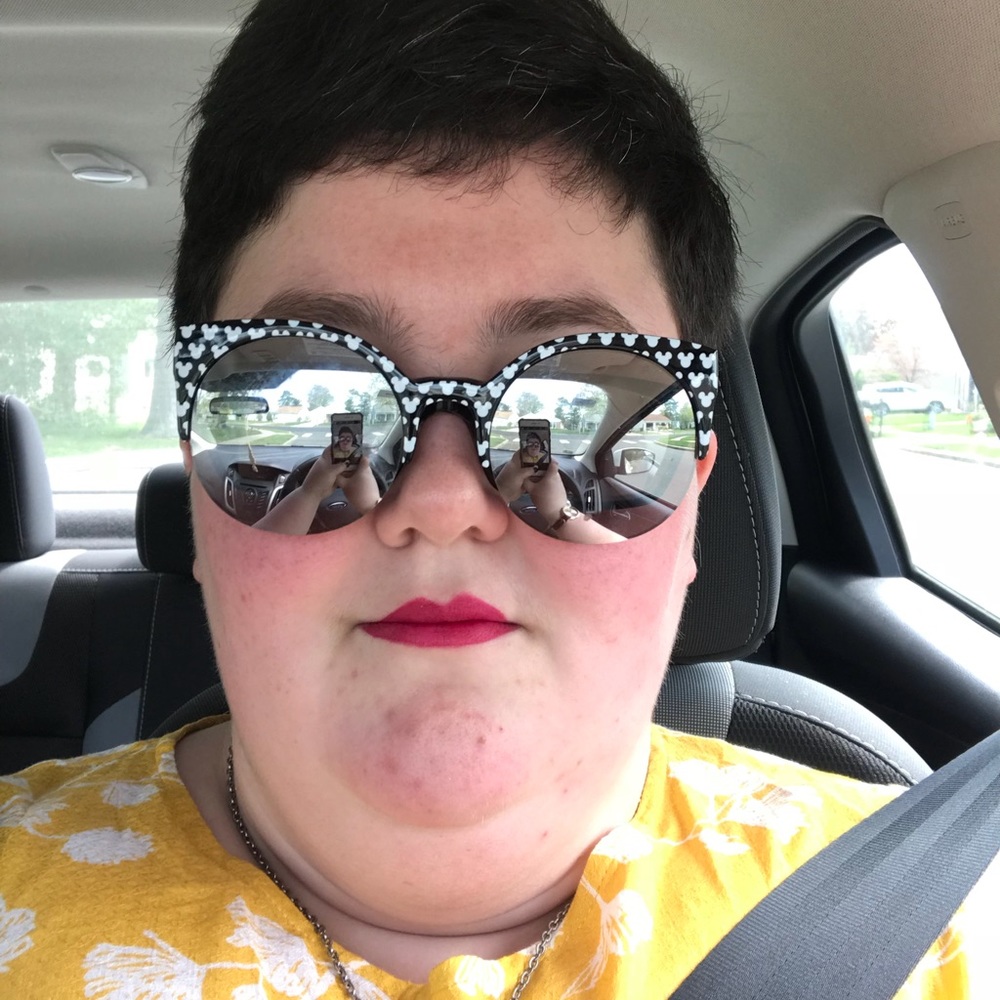 Meet your Posher, Victoria